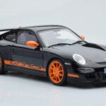 Porsche 911 997 GT3 RS Schwarz AUTOart 1:18 - image 6 of 8