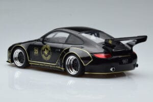 Porsche 911 997.2 RWB n23 Old New JPS MCG 1:18 MCG18326 Metall — Bild 5 von 6