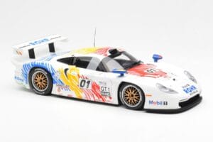 Porsche 911 GT1 #1 A. McNish / R. Sullivan / U. Alzen Rohr Motorsport Daytona 24 Hours 1998 UT Models 1:18 39611 Metall — Bild 4 von 6