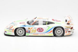 Porsche 911 GT1 #38 T. Boutsen / M. Kelleners 24 Hours of Le Mans 1998 UT Models 1:18 39817 Metall — Bild 3 von 6