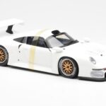 Porsche 911 GT1 Weiß UT Models 1:18 - image 4 of 6