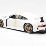 Porsche 911 GT1 Weiß UT Models 1:18 - image 5 of 6