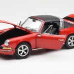 Porsche 911 Targa S Rot Schuco 1:18 - image 2 of 9