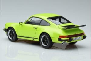 Porsche 911 930 Turbo 3.0 Hellgrün Norev 1:18 187666 Metall — Bild 6 von 7