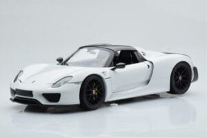 Porsche 918 Spyder Weissach Package Weiß Mit Schwarzen Rädern Minichamps 1:18 113062443 Metall — Bild 4 von 9