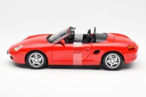 Porsche Boxster 986 Rot UT Models 1:18 180065830 Metall — Bild 3 von 6