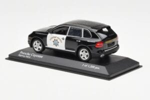 Porsche Cayenne 9PA Highway Patrol Minichamps 1:43 400066291 Metall — Bild 3 von 4