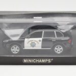 Porsche Cayenne 9PA Highway Patrol Minichamps 1:43 - image 4 of 4