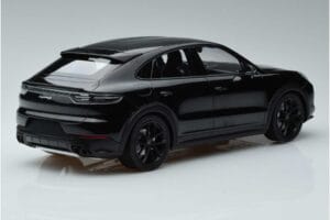 Porsche Cayenne E3 S Coupe Minichamps 1:18 187673 Metall — Bild 2 von 6