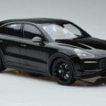 Porsche Cayenne E3 S Coupe Minichamps 1:18 187673 Metall - image 4 of 6