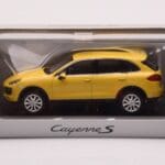 Porsche Cayenne 92A Sandgelb Minichamps 1:43 - image 4 of 4