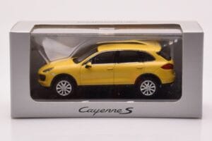 Porsche Cayenne 92A Sandgelb Minichamps 1:43 WAP0200060B Metall — Bild 4 von 4