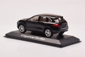 Porsche Cayenne 92A Turbo Schwarz Minichamps 1:43 WAP0200050B Metall — Bild 3 von 4