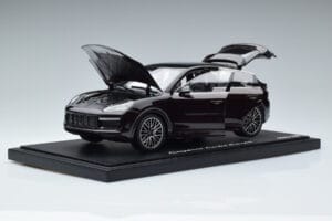 Porsche Cayenne Turbo Coupe Mahagoni Norev 1:18 WAP0213190K Metall — Bild 2 von 8