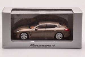 Porsche Panamera 970 4 Beige Metallic Minichamps 1:43 WAP02000319 Metall — Bild 4 von 4