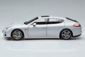 Porsche Panamera 970 Turbo Silber Norev 1:18 187609 Metall — Bild 4 von 7