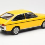 Renault 15 TL Gelb Schwarz Norev 1:18 - image 2 of 6