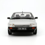 Renault 25 Phase 1 V6 Injection Silber Otto 1:18 OT1070 Resin - image 4 of 5