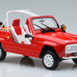 Renault 4L JP4 Rot Otto 1:18 - image 4 of 6