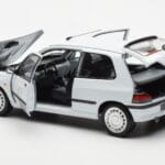 Renault Clio 16S Weiß Norev 1:18 - image 5 of 8