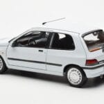 Renault Clio 16S Weiß Norev 1:18 - image 7 of 8
