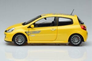 Renault Clio RS Mk3 F1 Team Norev 1:18 185236 Metall — Bild 4 von 7