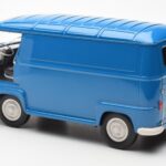 Renault Estafette Saviem Blau Norev 1:18 - image 10 of 11