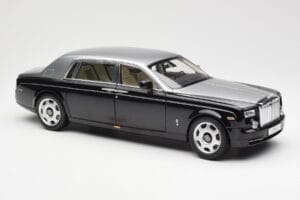 Rolls-Royce Phantom VII EWB Schwarz und Silber Kyosho 1:18 08841BKS Metall — Bild 6 von 8