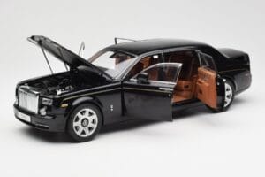 Rolls-Royce Phantom VII EWB Diamond Schwarz Kyosho 1:18 08841DBK2 Metall — Bild 2 von 8