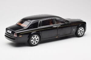 Rolls-Royce Phantom VII EWB Diamond Schwarz Kyosho 1:18 08841DBK2 Metall — Bild 3 von 8