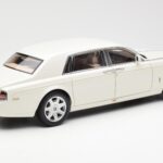 Rolls-Royce Phantom VII EWB English Weiss Kyosho 1:18 - image 3 of 8