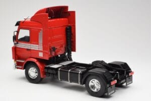 Scania 143M 470 Topline Rot MCG 1:18 MCG18142 Metall — Bild 7 von 8