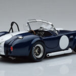 Shelby Cobra 427 S/C Dunkelblau Kyosho 1:18 - image 3 of 9