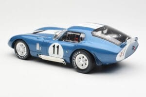 Shelby Daytona Cobra Coupe #11 S. Thompson 24 Hours of Le Mans 1965 CMR 1:18 CMR114 Metall — Bild 7 von 8