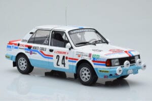 Skoda 130 L Night Version #24 J. Augland Rally Monte Carlo 1987 IXO 1:18 18RMC156 Metall — Bild 4 von 6