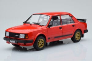 Skoda 130 LR Rot IXO 1:18