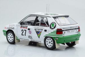 Skoda Felicia #27 P. Sibera / P. Gross Rally RAC Lombard 1995 IXO 1:18 18RMC148 Metall — Bild 5 von 6