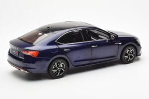 Skoda Octavia Pro Blau FAW 1:18 ZMR000006BLA Metall — Bild 3 von 8