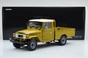Toyota Land Cruiser 40 4x4 Pickup Oliv Kyosho 1:18 08958K Metall — Bild 8 von 8
