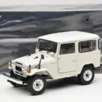 Toyota Land Cruiser FJ40 Van Weiss Kyosho 1:18 - image 8 of 8