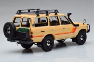 Toyota Land Cruiser 60 Beige Mit Optionalem Zubehör Kyosho 1:18 08956XBE Metall — Bild 3 von 12