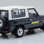 Toyota Land Cruiser LJ73 Grau Otto 1:18 - image 2 of 6