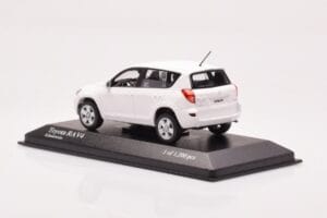 Toyota RAV4 XA30 Weiß Minichamps 1:43 400166571 Metall — Bild 3 von 4