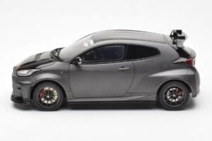 Toyota GR Yaris Circuit Package Schwarz Otto 1:18 OT1046 Metall — Bild 3 von 6