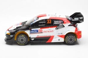 Toyota GR Yaris Rally1 #33 E. Evans / S. Martin Rally Finland 2023 IXO 1:18 18RMC174A Metall — Bild 3 von 6