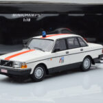 Volvo 240 GL Polizei Belgien Minichamps 1:18 - image 6 of 6