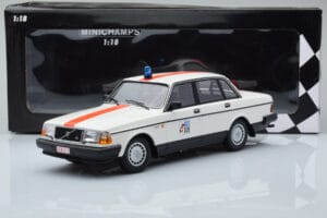 Volvo 240 GL Polizei Belgien Minichamps 1:18 155171492 Metall — Bild 6 von 6