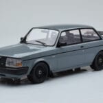 Volvo 240 Turbo Grau IXO 1:18