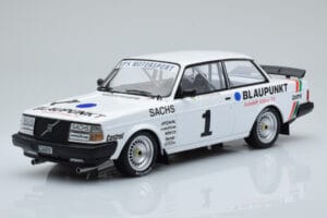 Volvo 240 Turbo IPS Racing Blaupunkt #1 P. Stureson DTM Zolder 1986 IXO 1:18