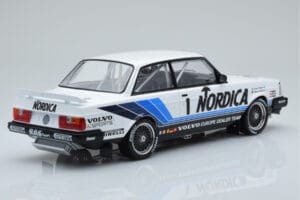 Volvo 240 Turbo Nordica #1 J. Cecotto / A. Olafsson ETCC Brno 1986 IXO 1:18 18RMC087 Metall — Bild 2 von 6